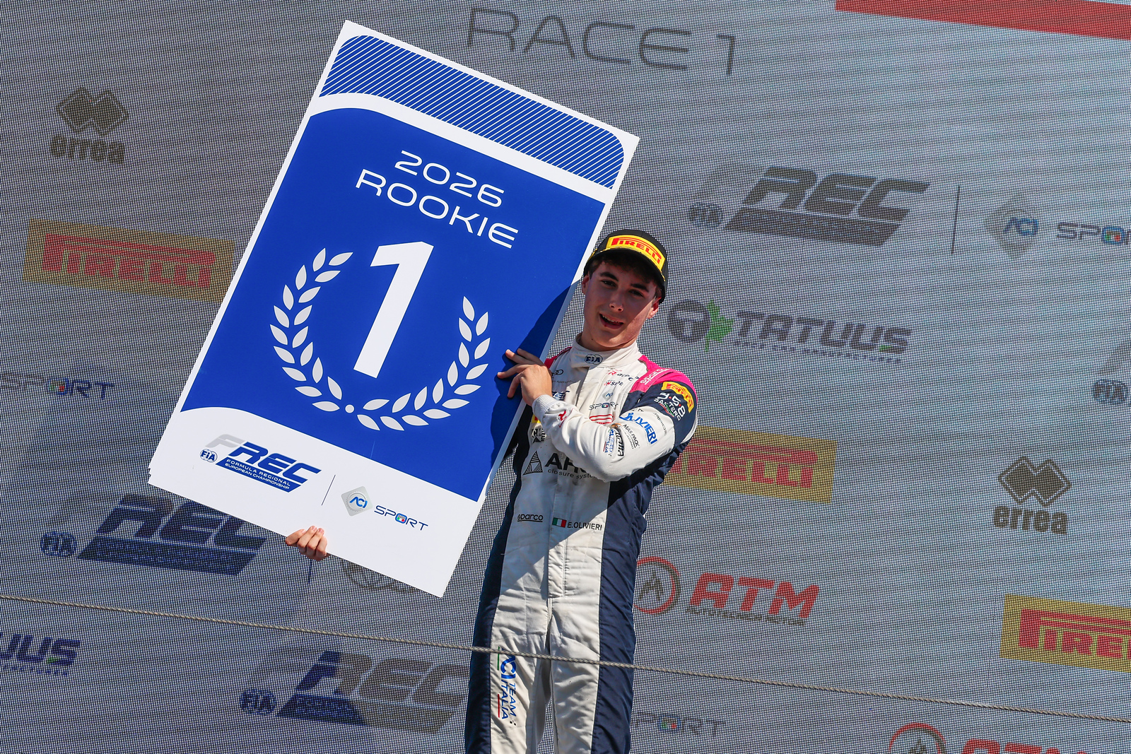 Olivieri leads Wheldon by 20 points after 2026 FREC Imola, as R-ace GP extends its Teams’ lead and seals the Rookie crown.