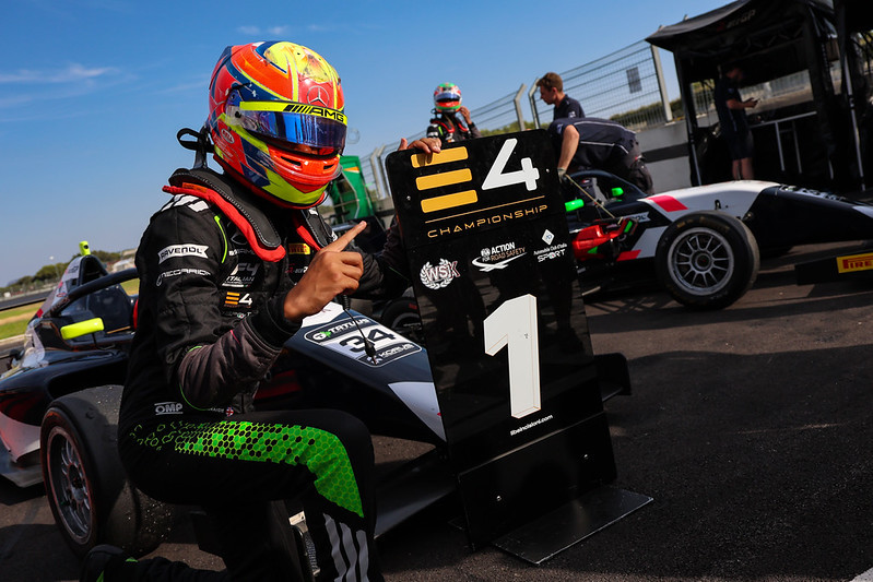 Kenzo Craigie wins twice at Paul Ricard to take the 2026 E4 lead, while Alp Aksoy claims Race 1 and R-ace GP dominates in Round 2.
