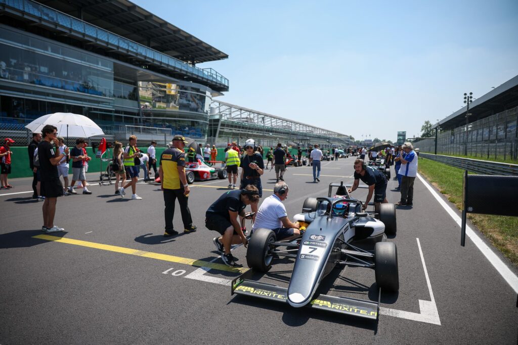 2026 Italian F4 Round 3: Sammalisto swept Monza as US Racing won all four races and seized control of both title fights once more.