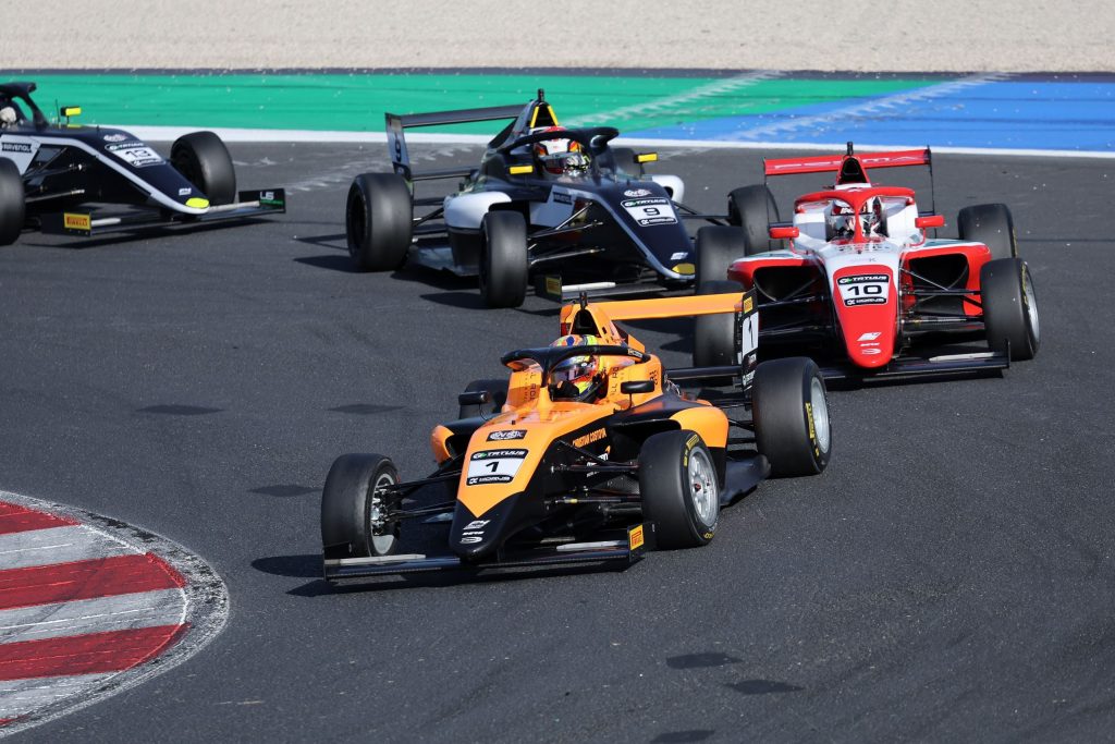 Christian Costoya takes three Misano wins as Luka Sammalisto seals the 2026 Italian F4 title and US Racing takes the teams' crown.