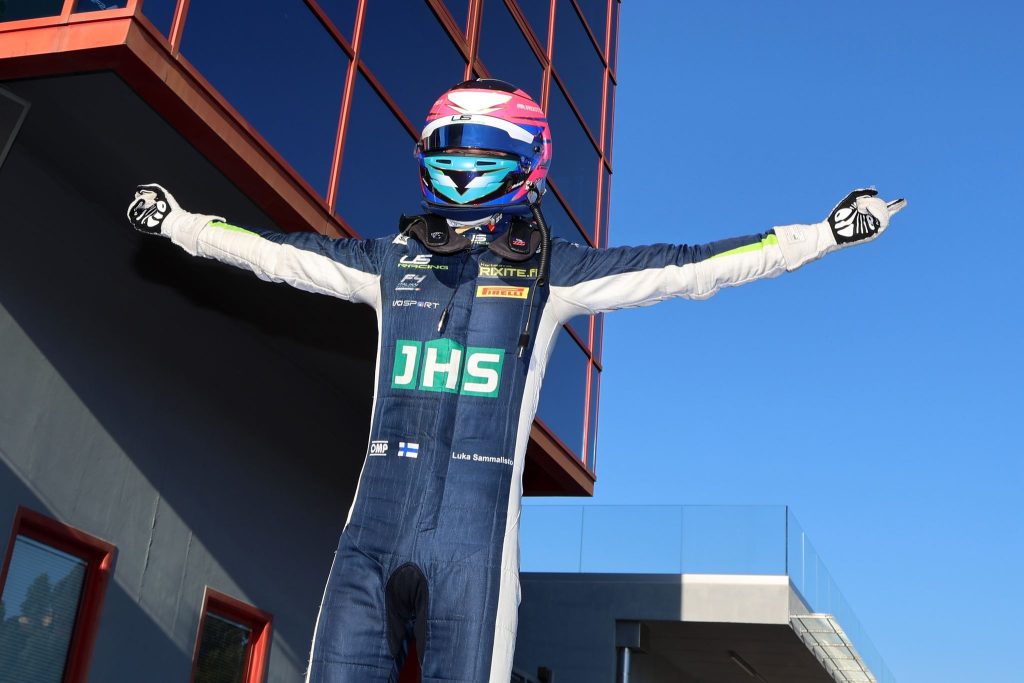 Sammalisto extends his Italian F4 lead at Imola with two wins as Robinson and Craigie also triumph in an action-packed Round Five.