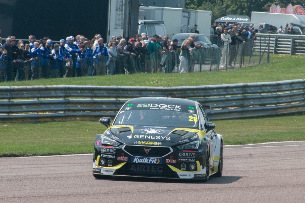Thruxton is one of the most famous UK racing circuits, and also the fastest for the BTCC.