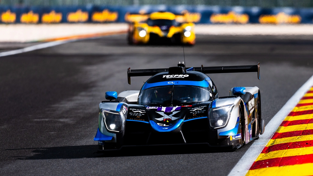 CLX Motorsport takes a nine-point LMP3 lead over R-ace GP into the ELMS Portimão finale, with Rinaldi Racing also still in contention.