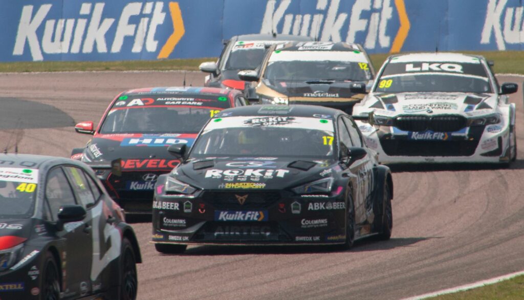 Thruxton is one of the most famous UK racing circuits, and also the fastest for the BTCC.