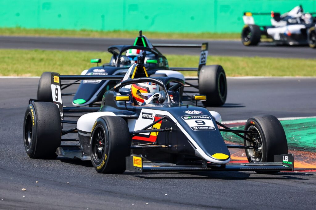 2026 Italian F4 Round 3: Sammalisto swept Monza as US Racing won all four races and seized control of both title fights once more.