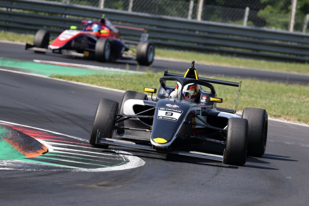 2026 Italian F4 Round 3: Sammalisto swept Monza as US Racing won all four races and seized control of both title fights once more.
