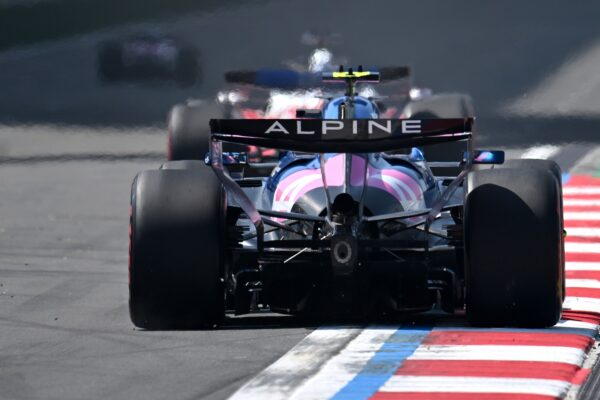 Alpine, Mercedes, F1, Otro Capital, Flavio Briatore, Toto Wolff