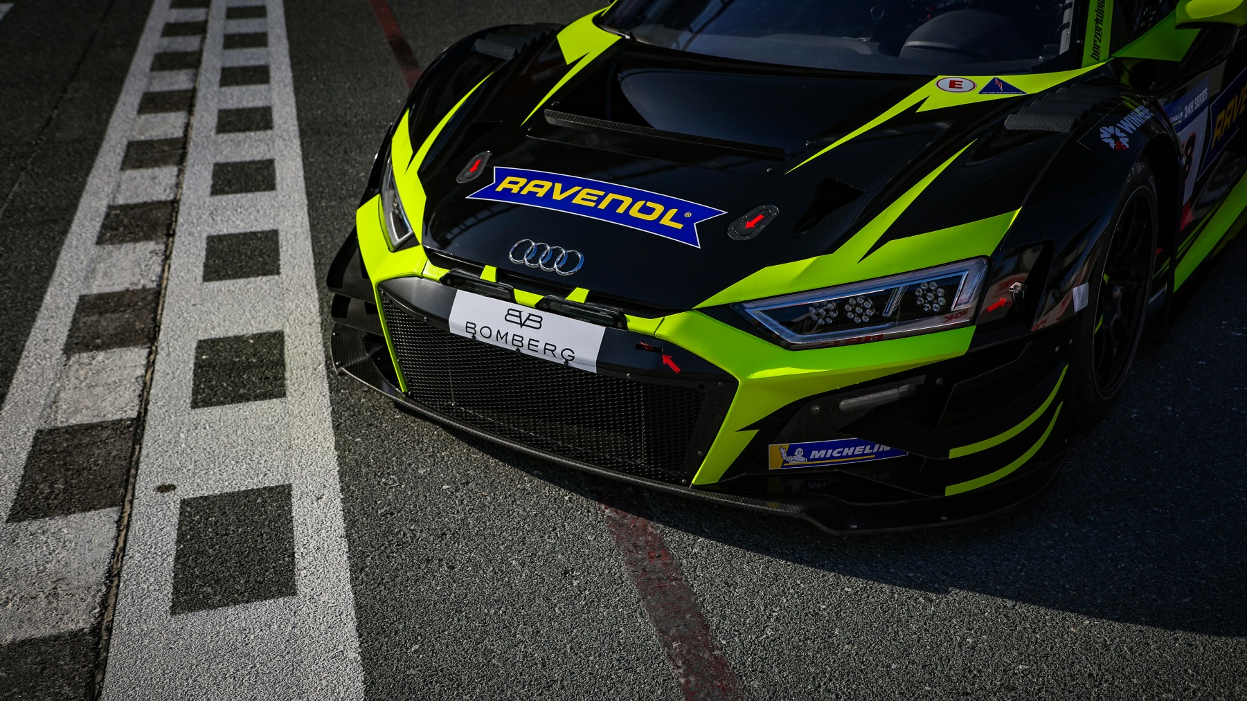 RAVENOL signs a multi-year deal with Creventic as the official lubricant partner for the Michelin 24H Series, strengthening its racing presence globally.