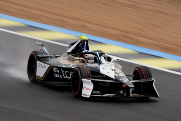 Formula E | 2026 Madrid E-Prix | Race | Da Costa beats an angry Evans Da Costa winning for Jaguar in the Formula race in Madrid