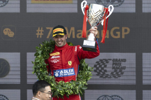 Macau GP | FIA GT World Cup | Race | Fuoco brings Ferrari the first victory around the Guia Circuit Fuoco seals perfect weekend at the Macau GP for Ferrari and brings the brand the first victory of the FIA GT World Cup Race