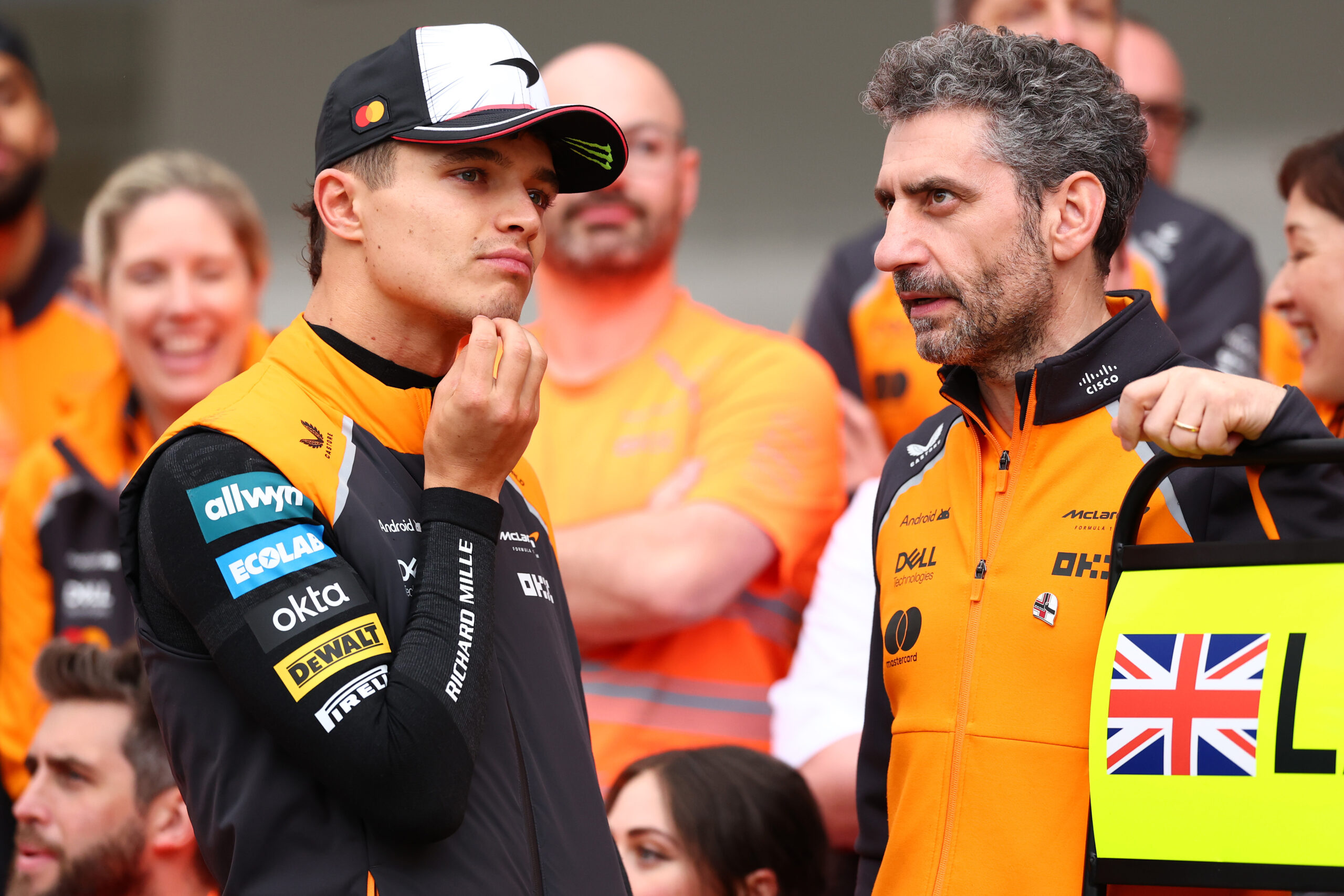 Lando Norris and Andrea Stella following qualifying at the 2026 F1 Japanese GP