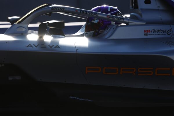 Formula E drivers on track ahead of the Mexico City E-Prix FP2