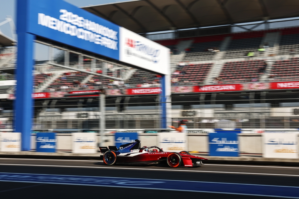 In a bid to lead the Formula E Championship fight, Nick Cassidy brings home the win for Citroën at the Mexico City E-Prix!