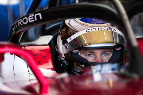 Joshua Dürksen and Citroen Racing prepare to drive during the Madrid Rookie Test of the 2026 FIA Formula E World Championship at Circuito del Jarama