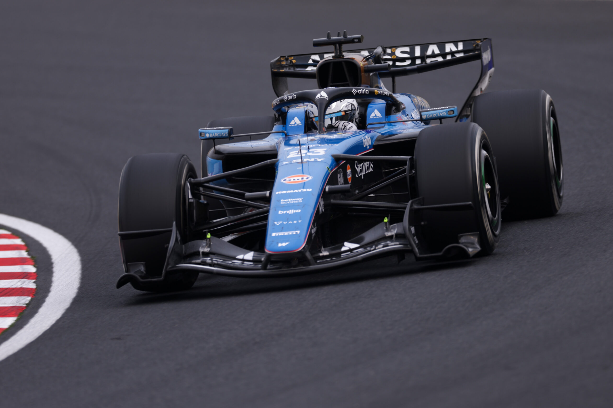 Struggling with the pace of the FW48 the 2026 F1 Japanese GP turned into an impromptu testing settion for Williams driver Alex Albon.