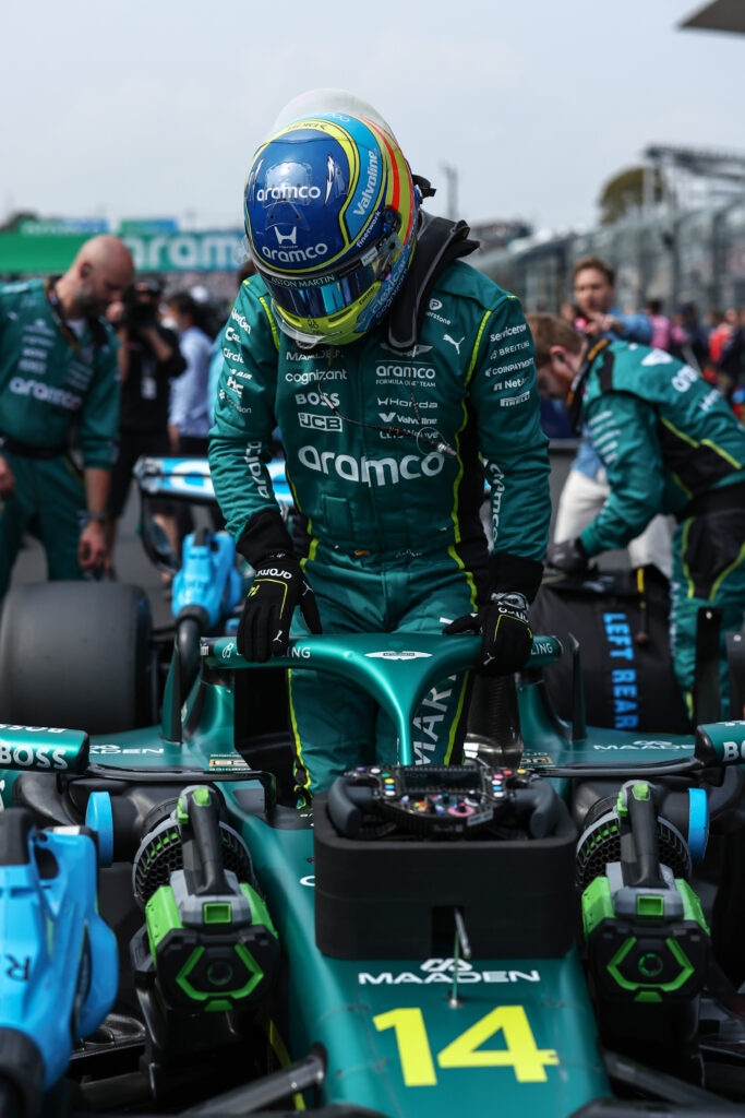 Fernando Alonso getting ready for the 2026 F1 Japanese GP