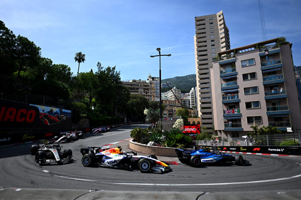 While Carlos Sainz slams Nico Hülkenberg for tagging him at the 2026 F1 Monaco GP, the German disagrees with the FIA handing him a penalty