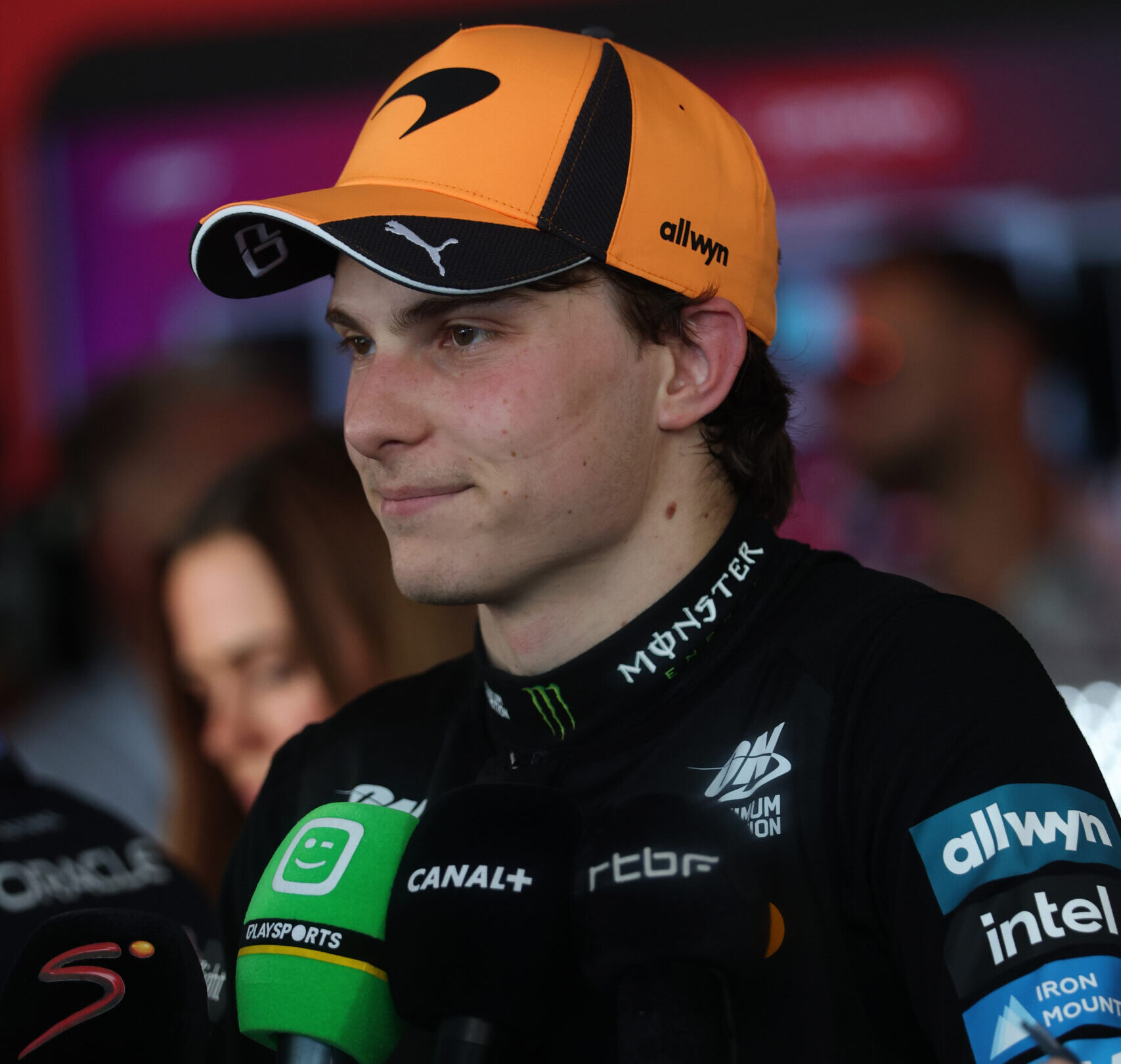 McLaren’s Oscar Piastri marked the top speed of the race during the F1 2026 Austrian GP, reaching 348 km/h. He managed to climb to P4, ahead of both Ferraris, after qualifying P7 on Saturday. 