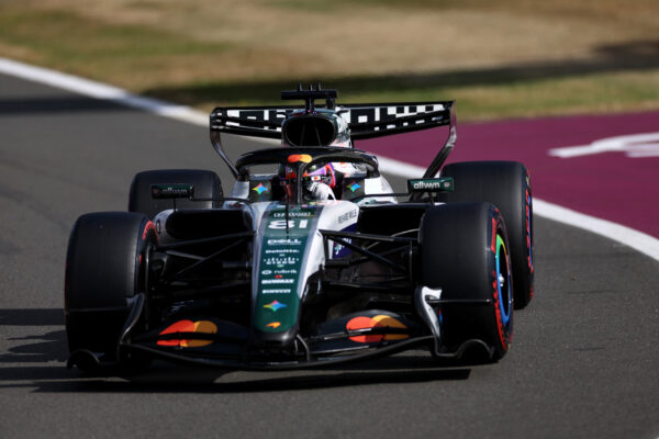 NORTHAMPTON, ENGLAND - JULY 04: Oscar Piastri of Australia driving the (81) McLaren MCL40 Mercedes on track during qualifying ahead of the F1 Grand Prix of Great Britain at Silverstone Circuit on July 04, 2026 in Northampton, England. (Photo by Alastair Staley/LAT Images)