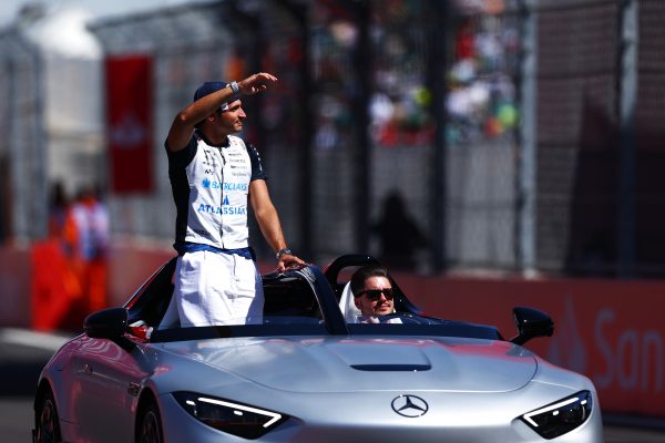 Sainz and Alonso offer opposing views after incident at 2026 F1 Spanish GP Carlos Sainz and Fernando Alonso offer opposing verdicts on their incident on Lap 14 at the 2026 F1 Spanish GP that led to a 5-second time penalty for the Williams driver.