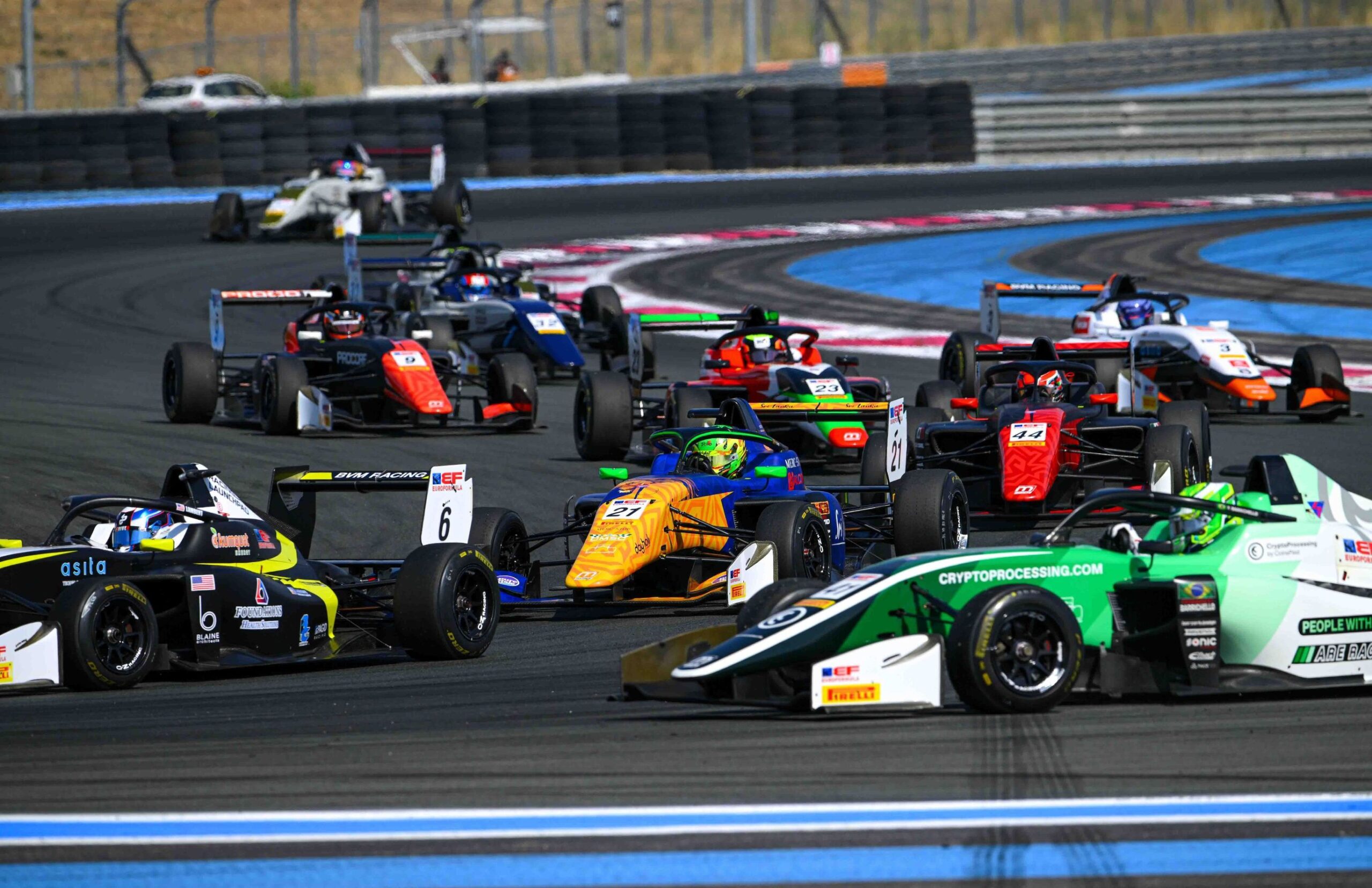 Euroformula Open 2026 begins at Portimão with a renewed Motopark–BVM rivalry, strong international grids, and rising junior talent.