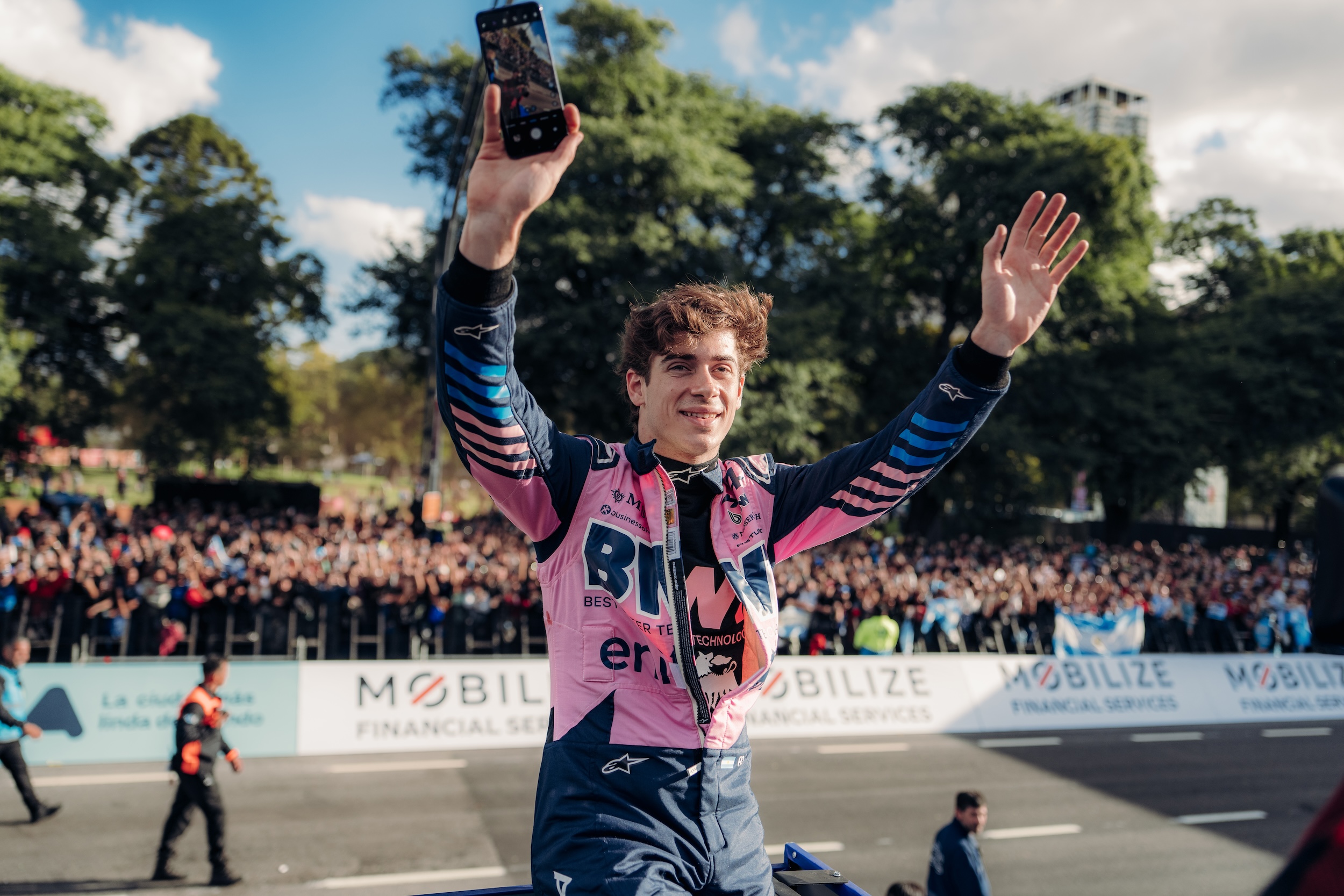 600,000 fans swarm Buenos Aires, Argentina as Alpine's F1 Franco Colapinto makes history in hometown streets in 2026