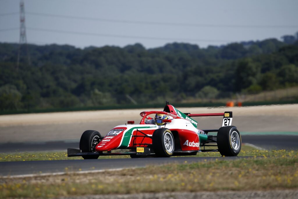Sammalisto leads 2026 E4 after two Vallelunga wins, while Craigie stars and US Racing tops the teams’ standings.