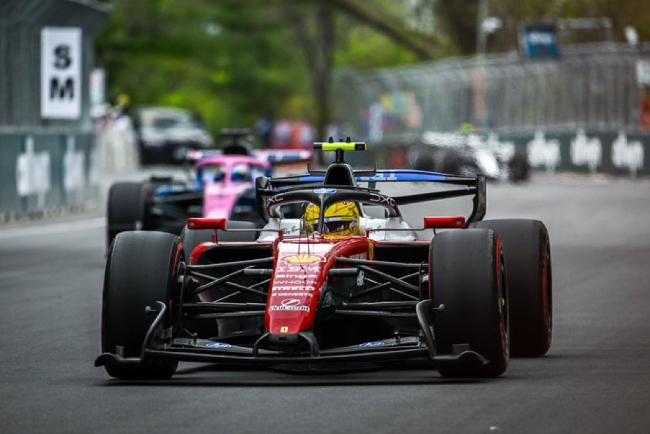 Lewis Hamilton driving in Qualifying for the F1 Canadian GP