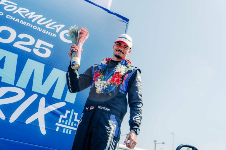 Pascal Wehrlein on the podium after winning the Miami E-Prix 2025
