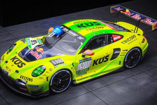 Manthey Racing unveils a special Grello Porsche livery for the 2026 Nürburgring 24 Hours, marking team and design anniversaries.