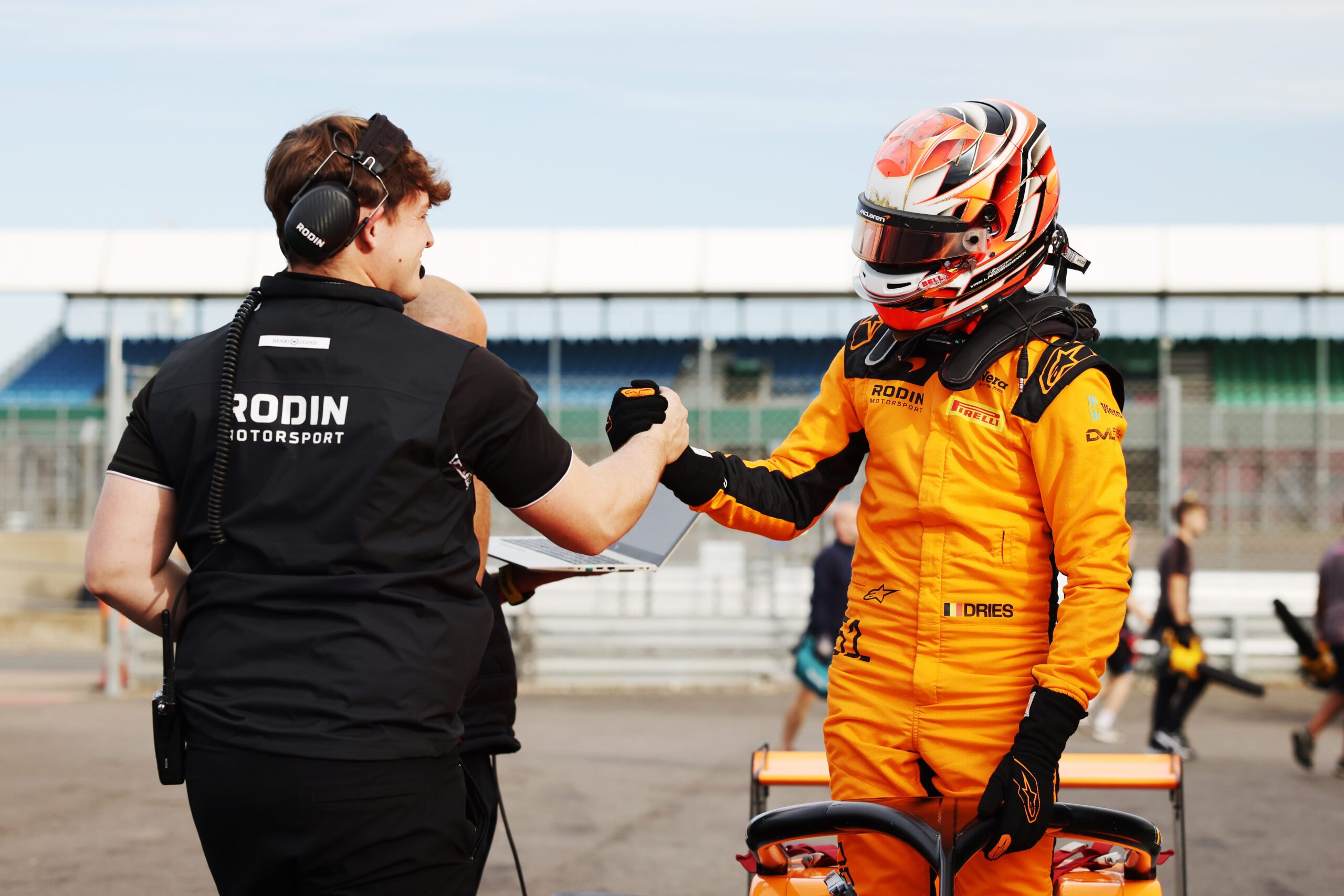 Dries Van Langendonck takes two Silverstone wins to extend his British F4 lead to 72 points as Tommy Harfield also triumphs.