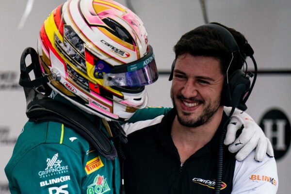 Mari Boya on double helmet designs for the 2025 Formula 3 season Mari Boya wearing the pink version of his 2025 helmet design, at the Budapest round of Formula 2.