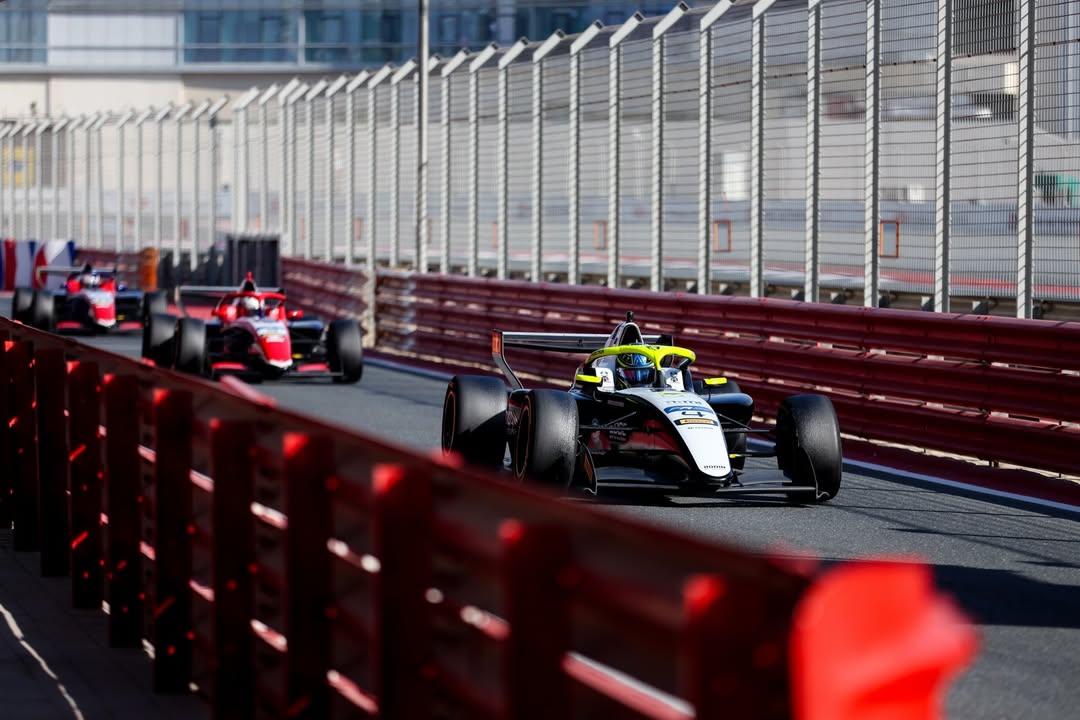 2026 FRME Round 3 qualifying delivers split poles at Dubai Autodrome as Kato leads Q1 and Powell shines after a red-flag-hit Q2.