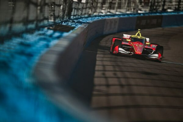 Malukas driving in Phoenix for IndyCar qualifying
