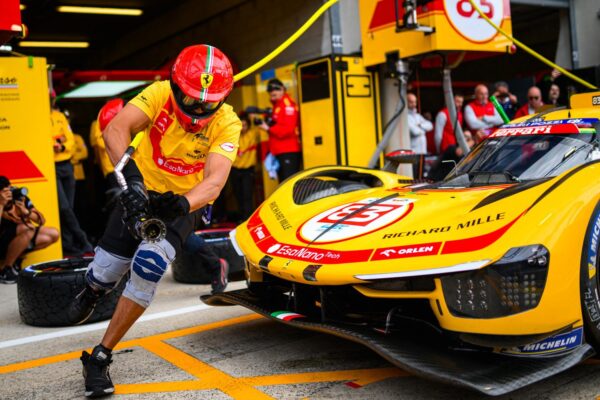 2026 | WEC | 24 Hours of Le Mans | Pit Stop Challenge Ferrari AF Corse won the 2026 Le Mans Pit Stop Challenge as the No. 83 crew completed its stop in 8.870 seconds.
