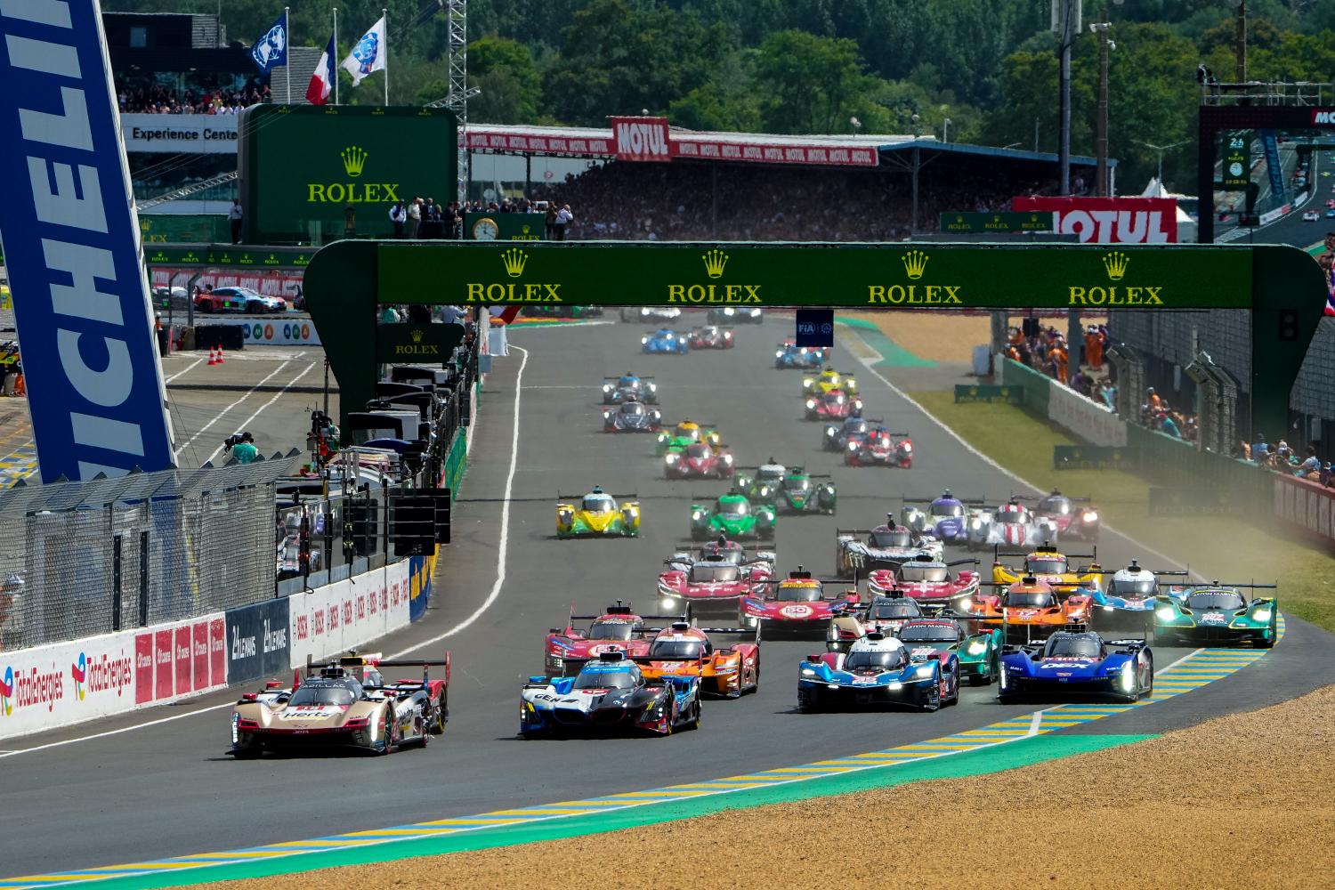 Toyota led BMW and Cadillac after four hours at Le Mans 2026, while Duqueine and Manthey controlled LMP2 and LMGT3 respectively.