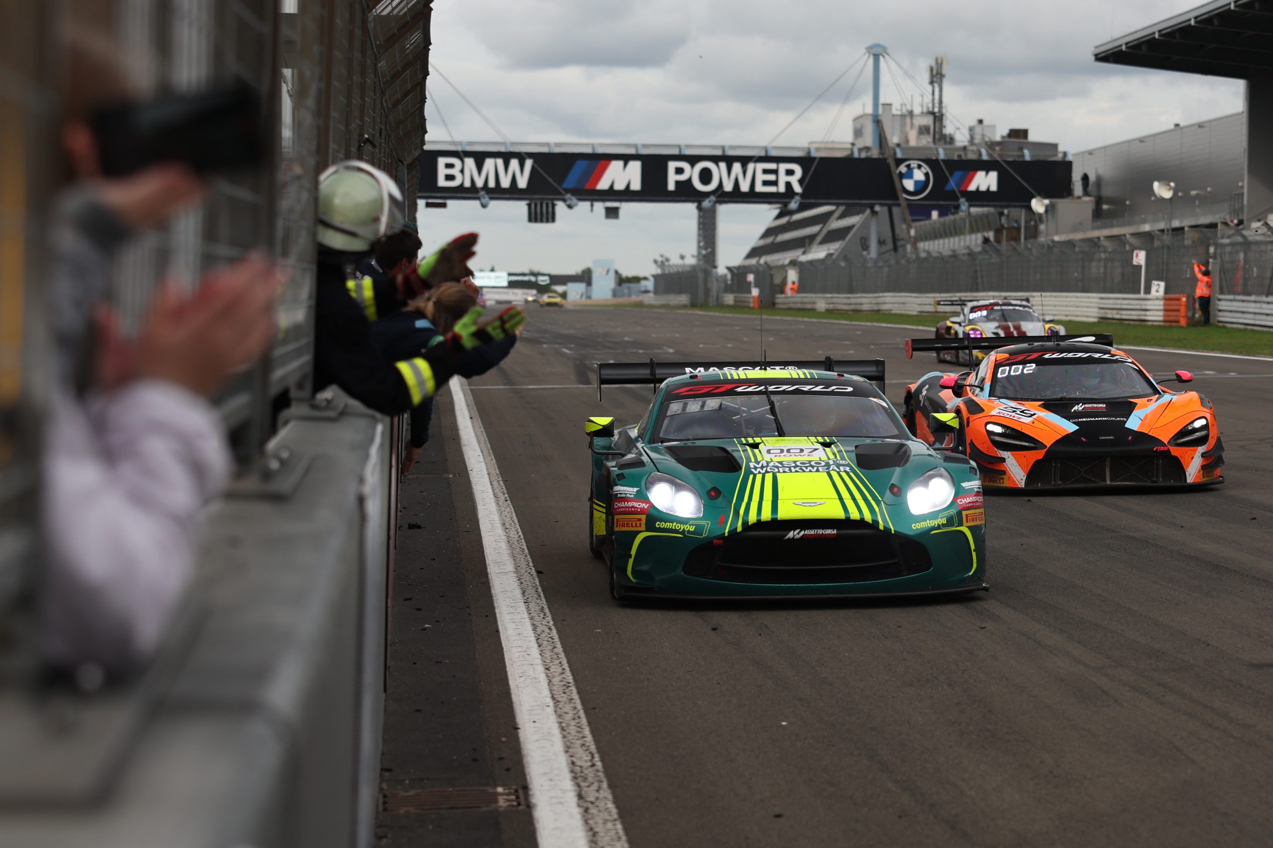 Comtoyou Racing wins race at the Nürburgring as Mercedes-AMG Team MANN-FILTER seals the GTWC Europe Endurance Cup drivers’ title.