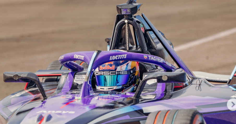 Ayhancan Güven in his previous Formula E outing as Porsche driver ahead of the Miami Free Practice