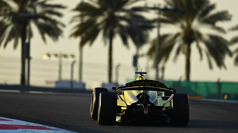 Staněk claims dramatic F2 pole at the Abu Dhabi GP after chaotic Qualifying filled with track-limit deletions, late laps and intense battles.