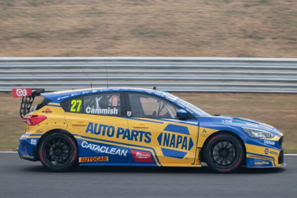 Gallery: BTCC At Snetterton The Snetterton round of the BTCC was nothing short of chaotic and remarkable. We saw on track action across all 3 races and a mix up of the championship running.