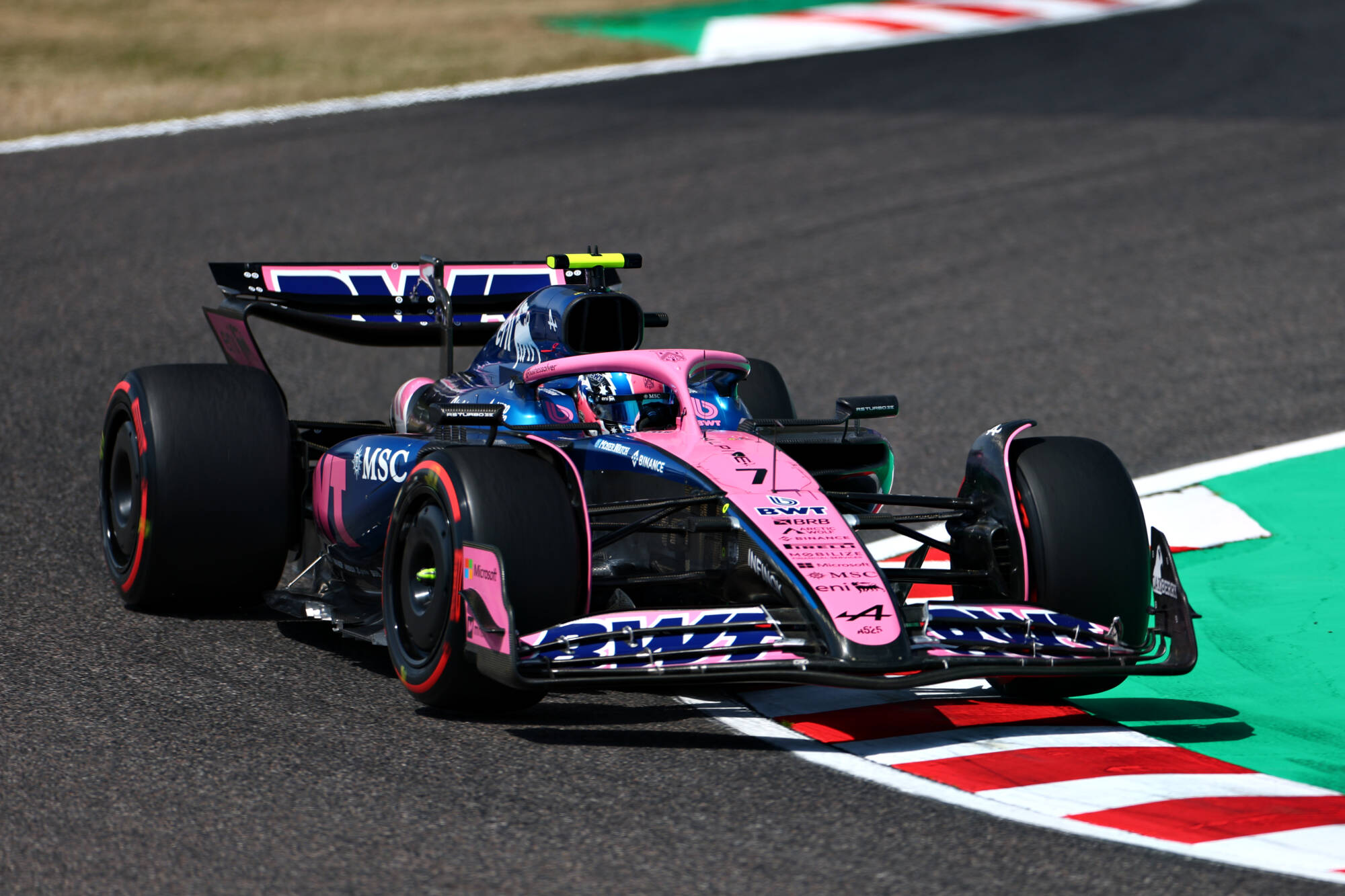 Jack Doohan driving his #7 Alpine car in Suzuka at the Japanese GP