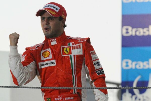 High Court rejects attempts to block case by Felipe Massa, allowing his 2008 F1 conspiracy claim over the Singapore GP crash to proceed.