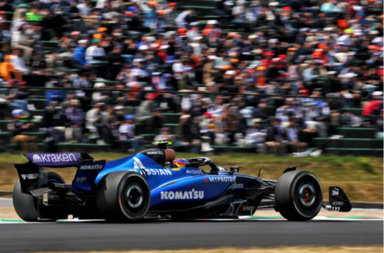 Sainz during Q2 Japanese GP 25