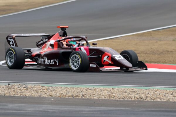 Chong highlights the challenges in racing that aren’t always obvious Chloe Chong F1 Academy, Charlotte Tilbury car