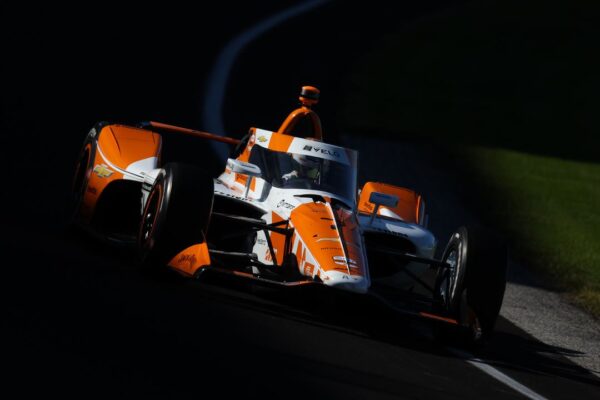Following a day full of rain at IMS, IndyCar has confirmed what will happen on Sunday as the Indy 500 qualifying schedule has been updated.