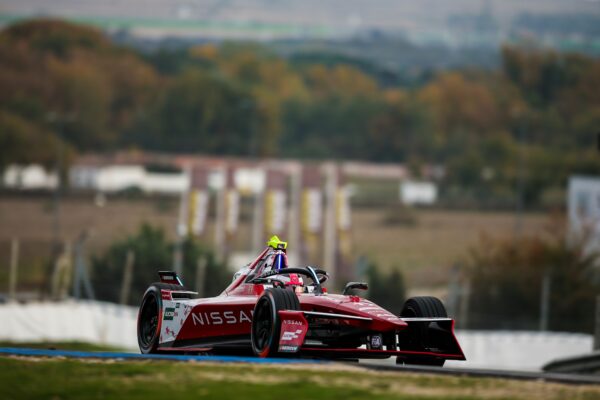 Nissan confirms Abbi Pulling and Gabriele Minì for the Berlin Formula E Rookie Test on 14 July at Tempelhof Airport circuit.