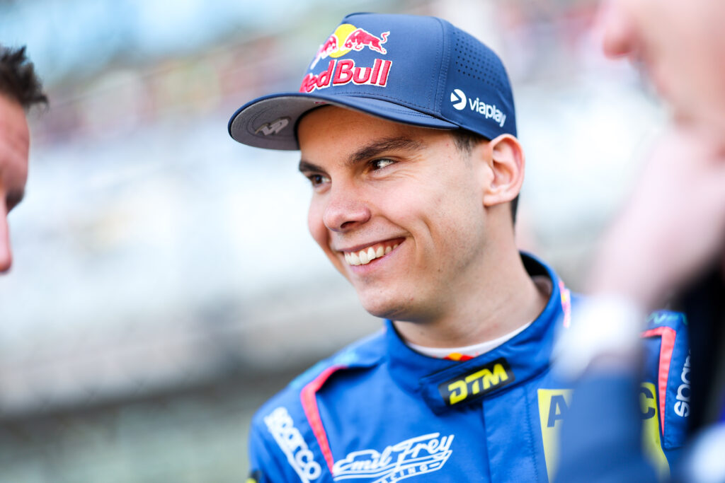 DTM heads to Zandvoort as Vermeulen leads home hopes, Engel tops the 2026 standings, and rivals chase momentum in Round 2.