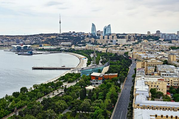 Baku to host one-off expanded Formula 2 weekend Formula 2 will run an expanded one-off Baku weekend with two Qualifying sessions, a Sprint Race and two Feature Races