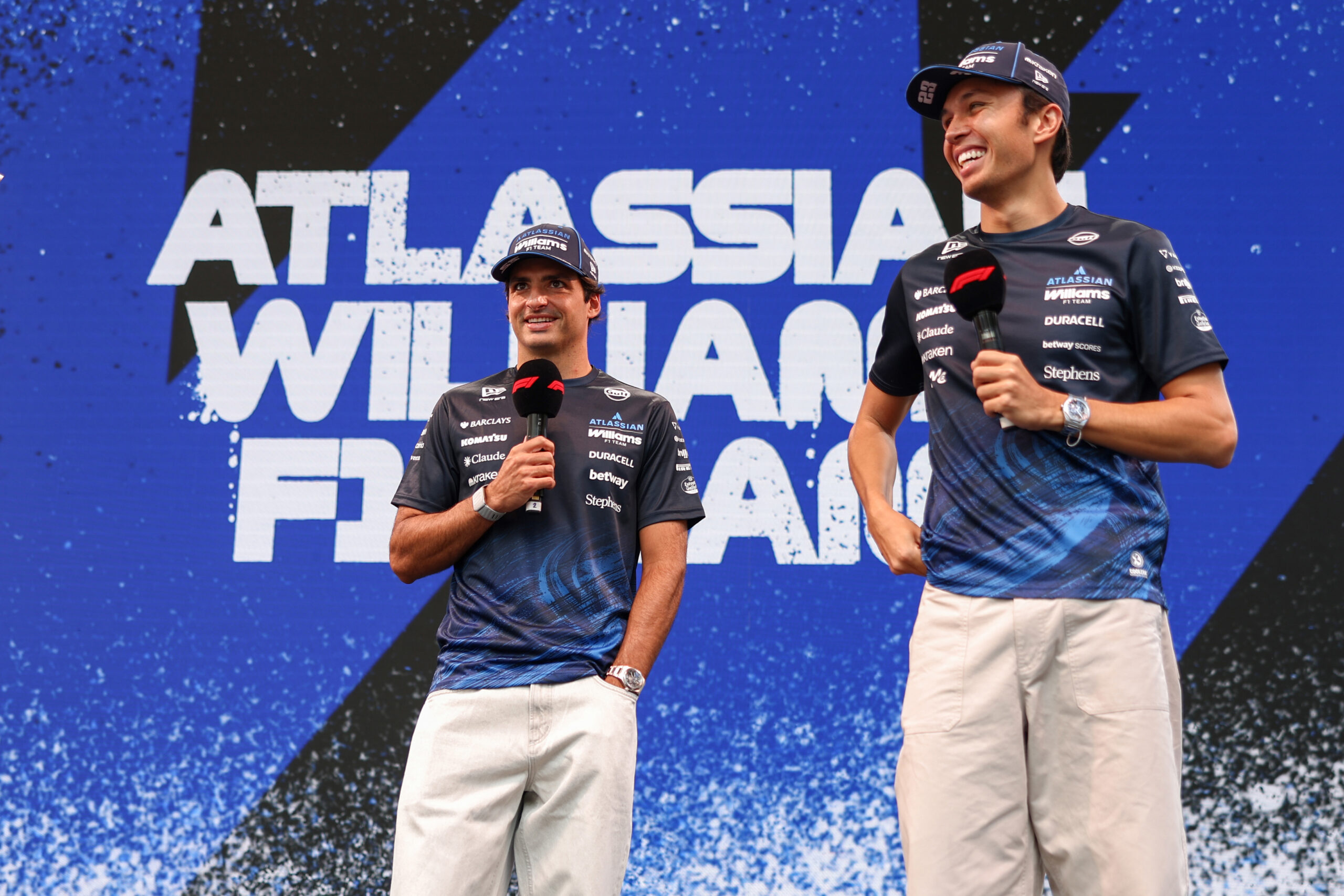 Ahead of the 2026 F1 Barcelona-Catalunya GP, Williams' drivers shared concerns regarding the car's performance, expecting weight issues as well.
