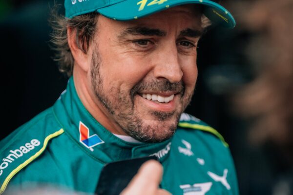 Alonso: Winning races again with Aston Martin “feels very possible”